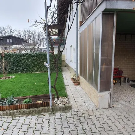 Loginn Apartman