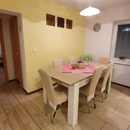 Apartman Loginn *